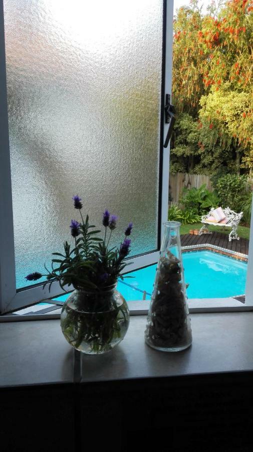 Crescent Cottage Knysna Bagian luar foto